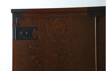 中古　超美品　国産民芸家具　細やかな金具と凛とした佇まいが美しいワードローブ　(R-052606)