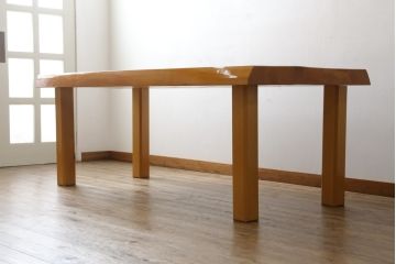 中古　美品　手造り国産家具　総ヒノキ材　木の美しさが感じられるシンプルなダイニングテーブル(作業台、食卓)(R-052612)