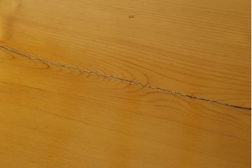 中古　美品　手造り国産家具　総ヒノキ材　木の美しさが感じられるシンプルなダイニングテーブル(作業台、食卓)(R-052612)
