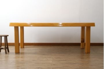 中古　美品　手造り国産家具　総ヒノキ材　木の美しさが感じられるシンプルなダイニングテーブル(作業台、食卓)(R-052612)