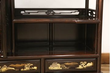 中古　国産工芸家具　林光琳 作　黒檀(コクタン)　品のある佇まいが美しい蒔絵飾り棚(収納棚、戸棚、茶タンス)(R-052614)