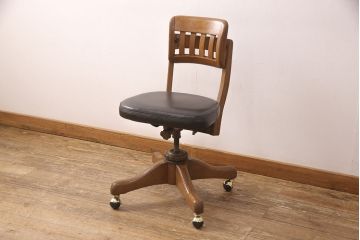 美品　アメリカビンテージ　W.H.GUNLOCKE CHAIR CO.(W.H.ガンロックチェア社)　ナラ材　洗練されたフォルムのデスクチェア(回転椅子、ヴィンテージ)(R-052623)