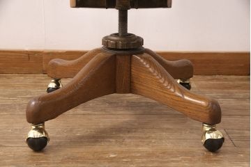 美品　アメリカビンテージ　W.H.GUNLOCKE CHAIR CO.(W.H.ガンロックチェア社)　ナラ材　洗練されたフォルムのデスクチェア(回転椅子、ヴィンテージ)(R-052623)