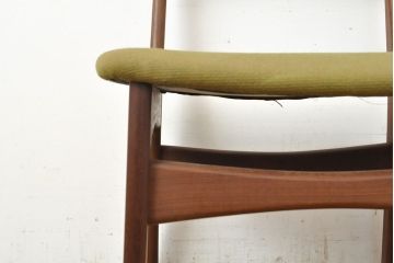 北欧ビンテージ　チーク材　ナチュラルスタイルにおすすめのダイニングチェア2脚セット(椅子、イス、ヴィンテージ)(R-052626)