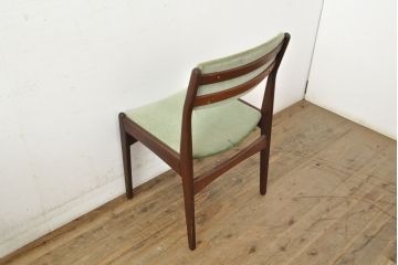 北欧ビンテージ　チーク材　シンプルな中に洗練された美しさが感じられるダイニングチェア4脚セット(椅子、ヴィンテージ)(R-052627)