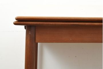 デンマークビンテージ　チーク材　シンプルなデザインが取り入れやすいダイニングテーブル(エクステンションテーブル、ドローリーフテーブル、食卓、ヴィンテージ、北欧)(R-052630)