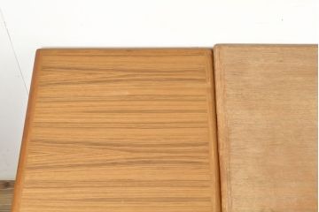 デンマークビンテージ　チーク材　シンプルなデザインが取り入れやすいダイニングテーブル(エクステンションテーブル、ドローリーフテーブル、食卓、ヴィンテージ、北欧)(R-052630)