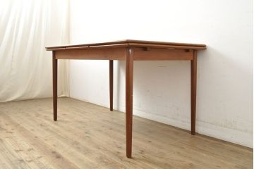 デンマークビンテージ　チーク材　シンプルなデザインが取り入れやすいダイニングテーブル(エクステンションテーブル、ドローリーフテーブル、食卓、ヴィンテージ、北欧)(R-052630)