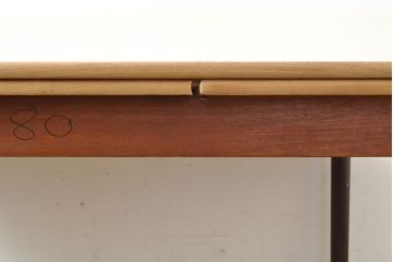 デンマークビンテージ　チーク材　シンプルなデザインが取り入れやすいダイニングテーブル(エクステンションテーブル、ドローリーフテーブル、食卓、ヴィンテージ、北欧)(R-052631)