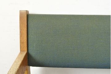 デンマークビンテージ　Hans J Wegner(ハンス・J・ウェグナー)　GETAMA(ゲタマ)　CONFERENCECHAIR　オーク材　洗練された佇まいが目を引くカンファレンスチェア(アームチェア、イス、椅子、ダイニングチェア、ヴィンテージ、北欧)(R-052634)