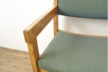 デンマークビンテージ　Hans J Wegner(ハンス・J・ウェグナー)　GETAMA(ゲタマ)　CONFERENCECHAIR　オーク材　洗練された佇まいが目を引くカンファレンスチェア(アームチェア、イス、椅子、ダイニングチェア、ヴィンテージ、北欧)(R-052634)