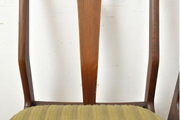 デンマークビンテージ　チーク材　洗練された佇まいが目を引くダイニングチェア2脚セット(イス、椅子、ヴィンテージ、北欧)(R-052635)