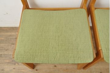 北欧ビンテージ　ナラ材　ナチュラルスタイルにおすすめのダイニングチェア2脚セット　(R-052640)