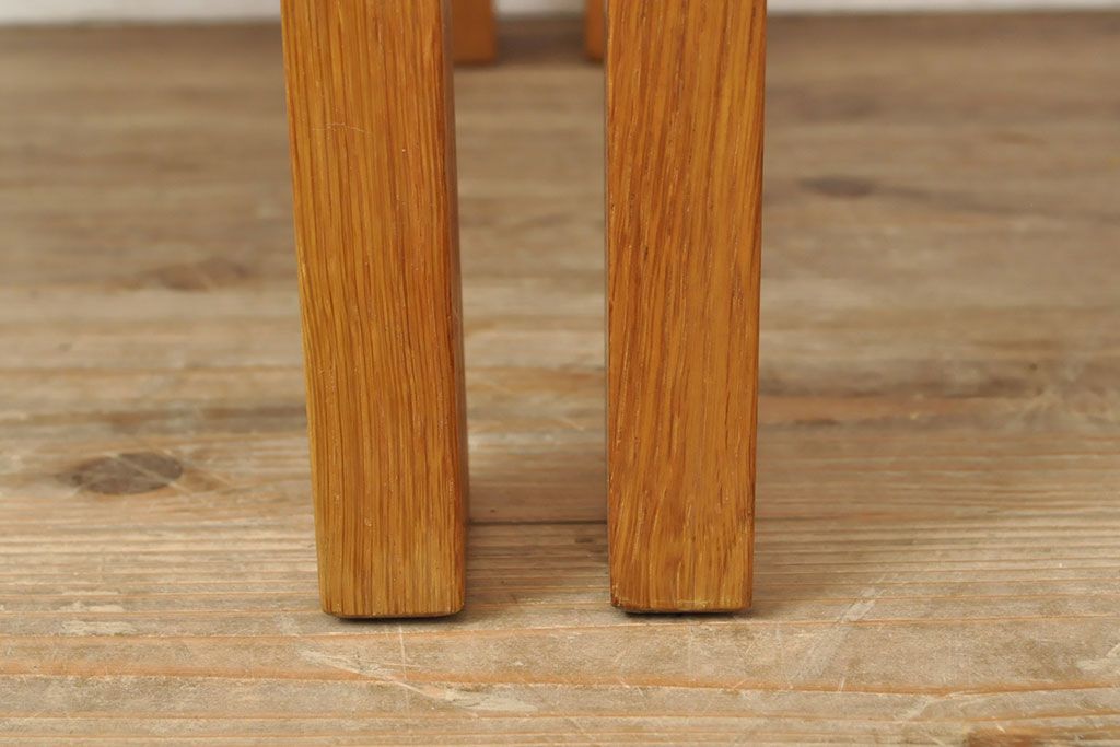 北欧ビンテージ　ナラ材　ナチュラルスタイルにおすすめのダイニングチェア2脚セット　(R-052640)