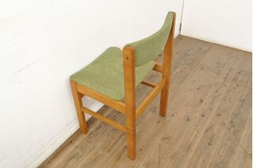 北欧ビンテージ　ナラ材　ナチュラルスタイルにおすすめのダイニングチェア2脚セット　(R-052640)