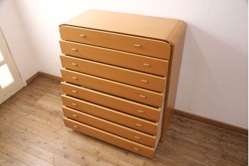 未使用展示品　最高級品!　松創(マツソウ)　ケヤキ柾目　シンプルながらつくりの良さが感じられる和タンス(定価約130万円)(引き出し、整理タンス、和箪笥)(R-052656)