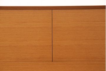 未使用展示品　最高級品!　松創(マツソウ)　ケヤキ柾目　シンプルながらつくりの良さが感じられる和タンス(定価約130万円)(引き出し、整理タンス、和箪笥)(R-052656)