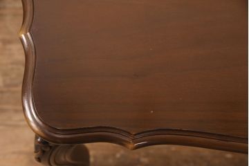 和製ビンテージ　美品　カリモク家具(karimoku)　domani(ドマーニ)　Louis(ルイ)XVシリーズ　曲線が美しいセンターテーブル(リビングテーブル、ヴィンテージ)(R-052657)