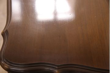 和製ビンテージ　美品　カリモク家具(karimoku)　domani(ドマーニ)　Louis(ルイ)XVシリーズ　曲線が美しいセンターテーブル(リビングテーブル、ヴィンテージ)(R-052657)