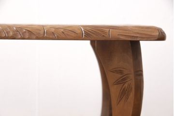 中古　日光彫り　彫刻の花が華やかなサイドテーブル(ナイトテーブル、飾り台、コンソールテーブル)(R-052666)
