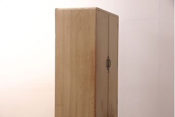 中古　伝統工芸士　田澤謙介作　繊細な金具が上品な雰囲気を演出してくれる加茂総桐箪笥(桐たんす、総桐たんす、桐タンス、着物箪笥、衣装タンス、和服箪笥)(定価約130万円)(R-052670)