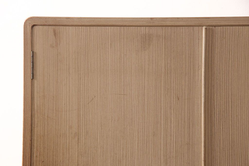 中古　伝統工芸士　田澤謙介作　繊細な金具が上品な雰囲気を演出してくれる加茂総桐箪笥(桐たんす、総桐たんす、桐タンス、着物箪笥、衣装タンス、和服箪笥)(定価約130万円)(R-052670)