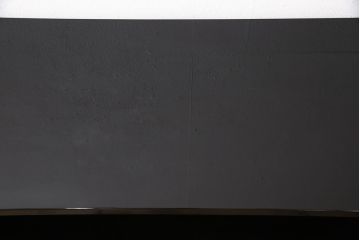 中古　美品　民芸家具　輪島塗り　繊細な色づかいで描かれた二羽の鳥が美しい飾り棚(茶棚、収納棚、引き出し)(R-052674)