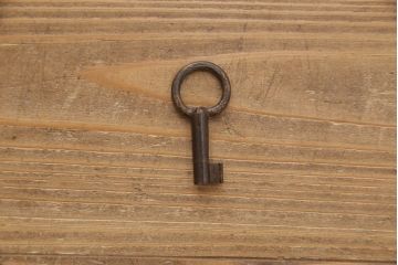 和製アンティーク　総桐材　丸い金具がユニークでかわいらしい帳場箪笥(時代箪笥、タンス、引き出し)(R-052675)