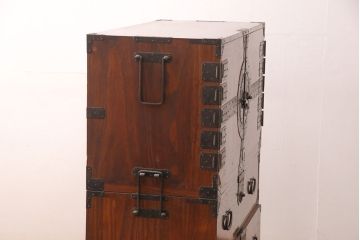 和製アンティーク　上手物!　総桐材　漆がきれいな観音開き時代箪笥(重ねタンス、観音箪笥、衣装箪笥、引き出し)(R-052676)