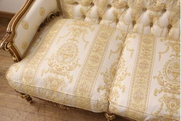 中古　極美品　フラテリ・オリッジ(FRATELLI ORIGGI)(旧マリオ・コルチャゴ)　ロココ調のデザインが上品な3人掛けソファ(定価約120万円)(三人掛けソファ)(R-052678)