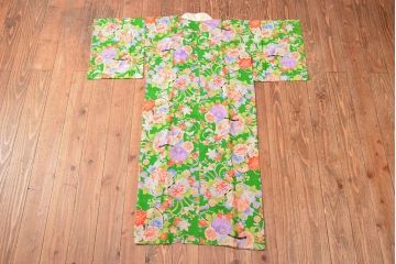 大正〜昭和初期　花模様　錦紗縮緬着物(古布、正絹)(R-052684)