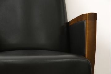 中古　超美品　AD CORE(エーディーコア)　NEO CLASSICO(ネオクラシコ)　本革とメープルの組み合わせがおしゃれなラウンジチェア(1人掛けソファ、1Pソファ、イージーチェア)(定価約27万円)(R-052688)