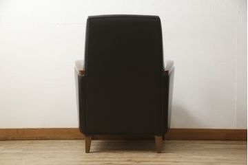 中古　超美品　AD CORE(エーディコア)　NEO CLASSICO(ネオクラシコ)　本革とメープルの組み合わせがおしゃれなラウンジチェア(1人掛けソファ、1Pソファ、イージーチェア)(定価約27万円)(R-052689)