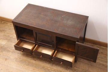 中古　松本民芸家具　ヒノキ天板・脚(台輪)付きリメイク　和モダンの空間づくりに活躍するローボード(テレビ台、テレビボード、リビングボード、収納棚)(R-052694)