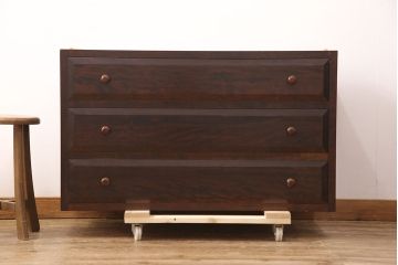 中古　松本民芸家具　ヒノキ天板・脚(台輪)付きリメイク　和モダンの空間づくりに活躍するローチェスト(引き出し、リビングボード、サイドチェスト)(R-052695)