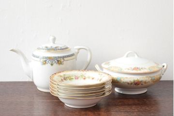 戦前　オールドノリタケ　Noritake　ティーポット・蓋物・皿など7点(ヤジロベー印、洋食器)(R-052701)