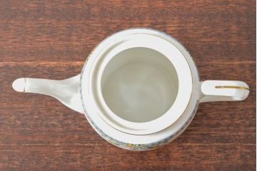 戦前　オールドノリタケ　Noritake　ティーポット・蓋物・皿など7点(ヤジロベー印、洋食器)(R-052701)