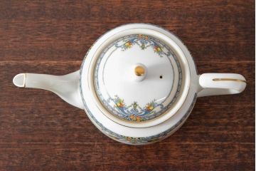 戦前　オールドノリタケ　Noritake　ティーポット・蓋物・皿など7点(ヤジロベー印、洋食器)(R-052701)