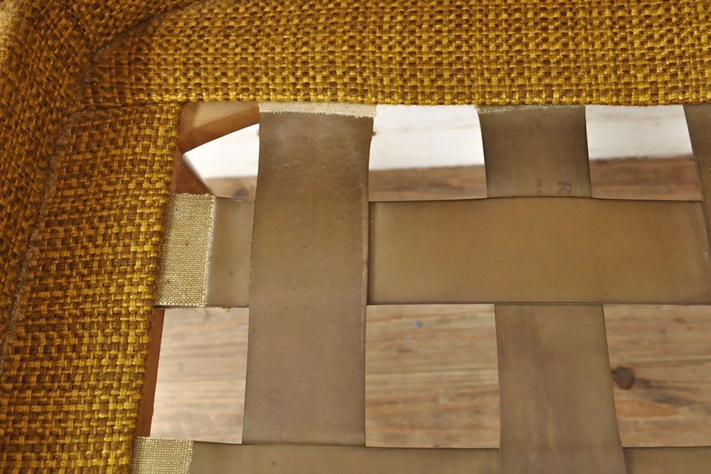 北欧ビンテージ　温かみのある色合いがナチュラルな空間づくりにぴったりなアームチェア(椅子、ダイニングチェア、ヴィンテージ)(R-052706)