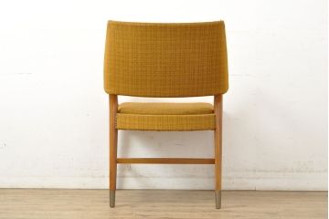 北欧ビンテージ　温かみのある色合いがナチュラルな空間づくりにぴったりなアームチェア(椅子、ダイニングチェア、ヴィンテージ)(R-052706)