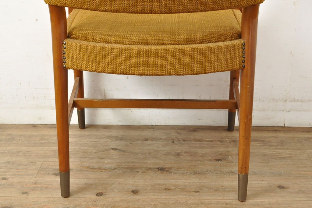 北欧ビンテージ　温かみのある色合いがナチュラルな空間づくりにぴったりなアームチェア(椅子、ダイニングチェア、ヴィンテージ)(R-052706)