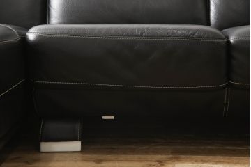 中古　美品　IDC大塚家具　L/S　LUXE-01(エルエス リュクス)　重厚感のある本革3人掛けソファ(定価約63万円)(三人掛けソファ、3P)(R-052708)