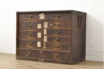 和製アンティーク　ヒノキ材　使い込まれた味のある帳場箪笥(たんす、小箪笥、小引き出し、小物収納)(R-052714)