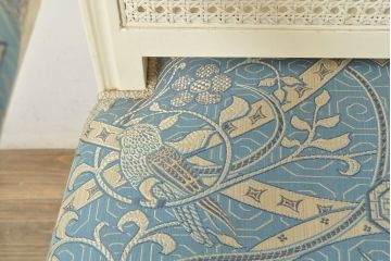 中古　フランス高級輸入家具　爽やかな色合いが美しいラタンバックアームチェア2脚セット(ダイニングチェア、椅子)(2脚定価 約40万円)(R-052716)