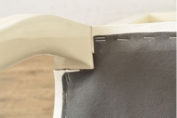 中古　フランス高級輸入家具　爽やかな色合いが美しいラタンバックアームチェア2脚セット(ダイニングチェア、椅子)(2脚定価 約40万円)(R-052716)