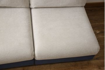 中古　arflex(アルフレックス)　A SOFA(エー・ソファ)　涼しげな色合いが爽やかさを醸し出す4人掛けソファ(四人掛けソファ)(定価約80万円)(R-052717)