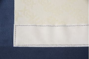 中古　arflex(アルフレックス)　A SOFA(エー・ソファ)　涼しげな色合いが爽やかさを醸し出す4人掛けソファ(四人掛けソファ)(定価約80万円)(R-052717)