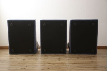 中古　arflex(アルフレックス)　A SOFA(エー・ソファ)　涼しげな色合いが爽やかさを醸し出す4人掛けソファ(四人掛けソファ)(定価約80万円)(R-052717)