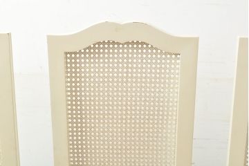 中古　フランス高級輸入家具　爽やかな色合いが美しいラタンバックチェア4脚セット(ダイニングチェア、椅子)(1脚定価 約12万円)(R-052718)