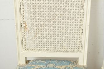 中古　フランス高級輸入家具　爽やかな色合いが美しいラタンバックチェア4脚セット(ダイニングチェア、椅子)(1脚定価 約12万円)(R-052719)